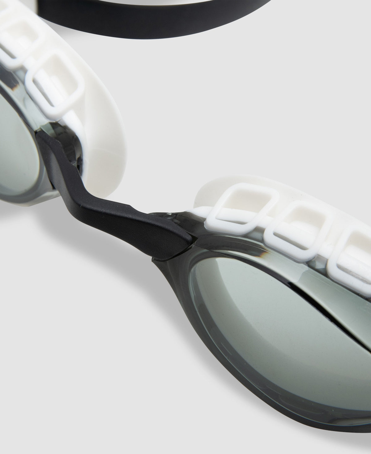 Occhialini Nuoto Arena Air Sonic Smoke Black