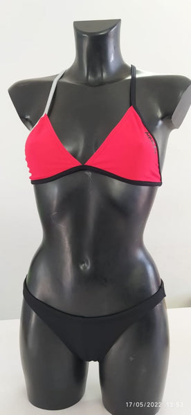 Bikini triangolo rosso nero